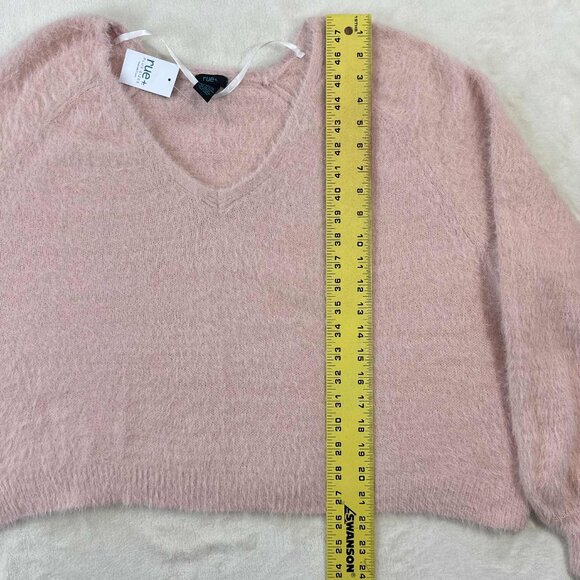 NWT RUE21 Soft Blush Pink Fuzzy V-Neck Balloon Sleeve Sweater – (2X) - Picture 9 of 14